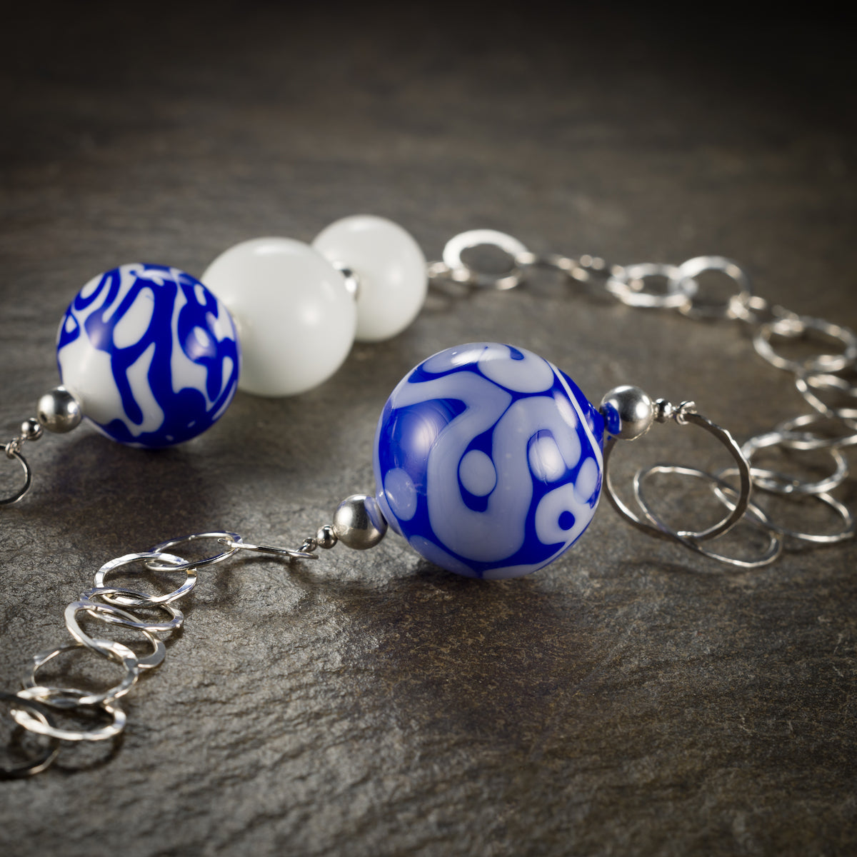 Collana Blubi – Eleganza fuori dagli schemi