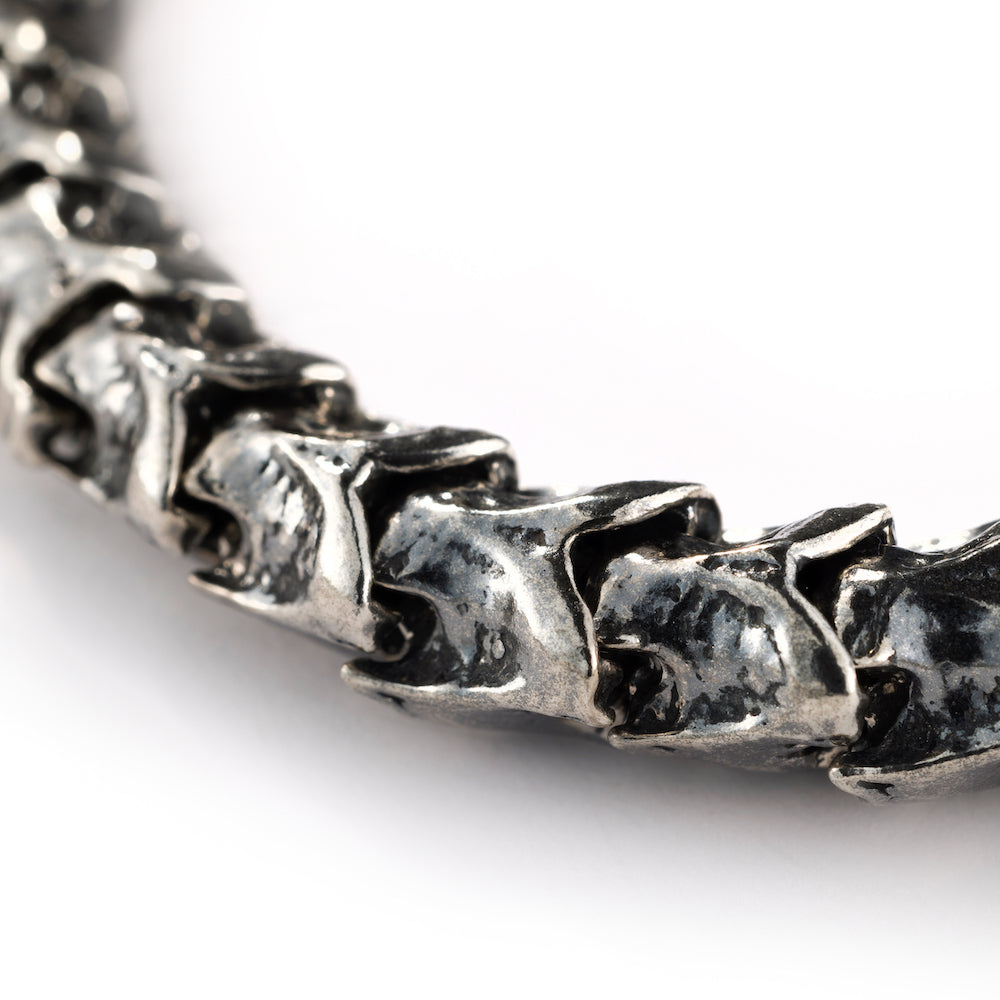Tebra bracciale – La forza nascosta prende forma