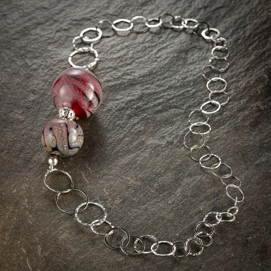 Collana Dama – Eleganza che parla da sé