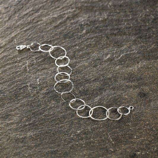 Bracciale a un giro Mart – La luce del gesto artigiano