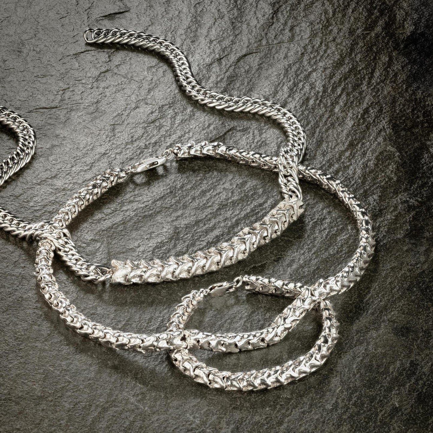 Girocollo Spine – L’evoluzione della forza